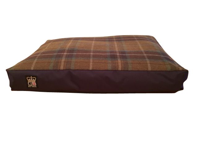 Dog Duvet With Box Border